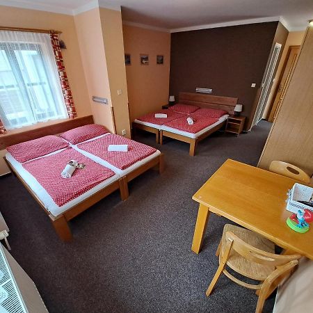 U Bernardyna Hotel Harrachov Eksteriør billede