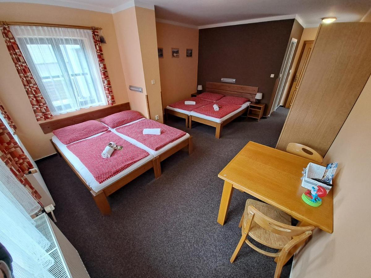 U Bernardyna Hotel Harrachov Eksteriør billede