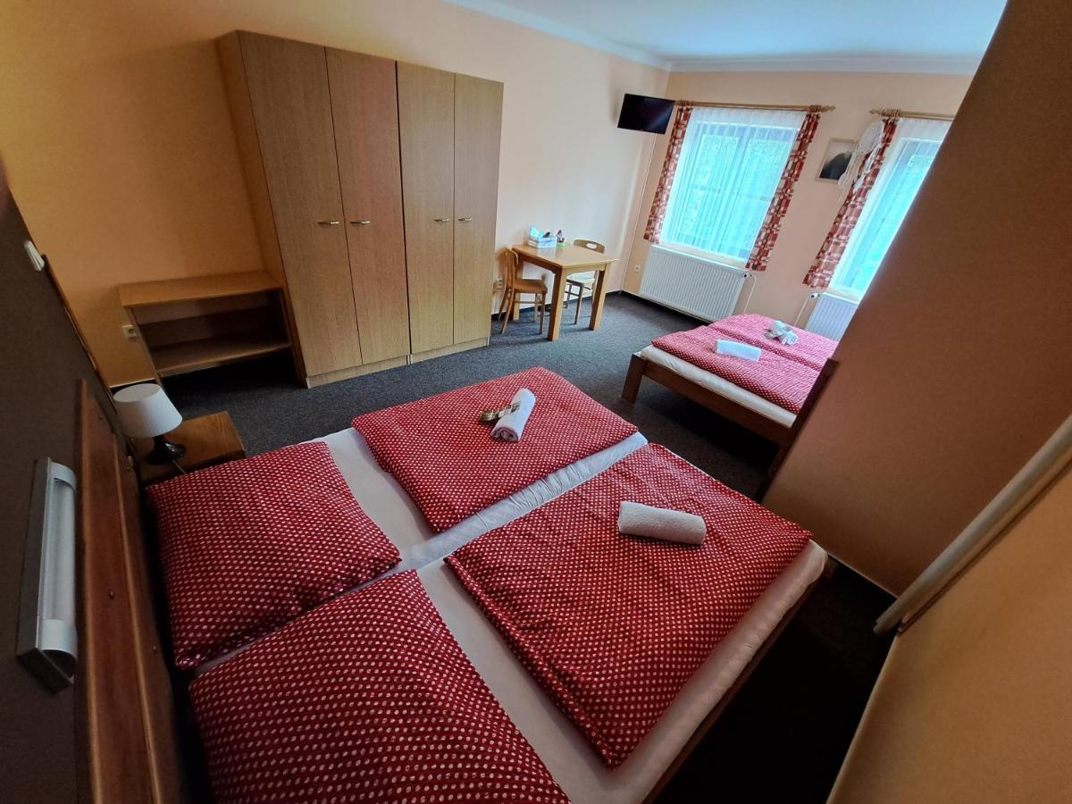 U Bernardyna Hotel Harrachov Eksteriør billede